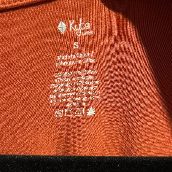 Kyte Baby- Women’s V Neck - Picture 3 of 3